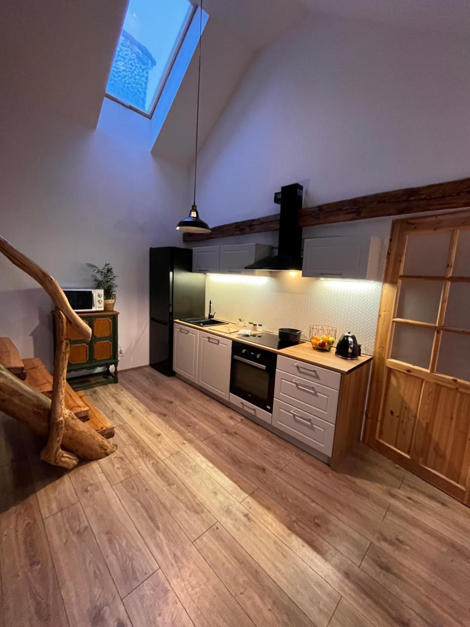 Apartamento Dobrze Mi Tu-Kikity Exterior foto