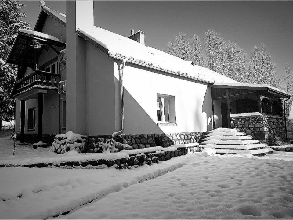 Apartamento Dobrze Mi Tu-Kikity Exterior foto